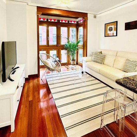 Apartamento "Balcon Del Parchis" A 200 Metros De La Playa Gijón Eksteriør billede